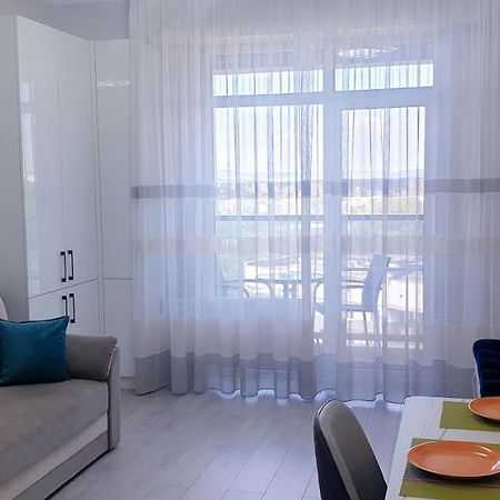 Oasis Premium Class 1Bd Apartment With Living Room Chisinau Exterior foto